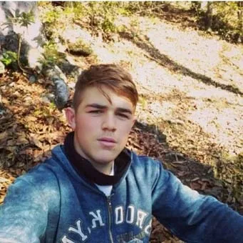 Eren Bülbül'ün 'kara lastikleri' ayakkabı müzesinde!