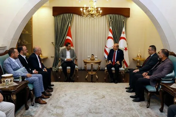 kktc-cumhurbaskani-tatar-antso-heyetini-kabul-etti-1701085111793.jpg