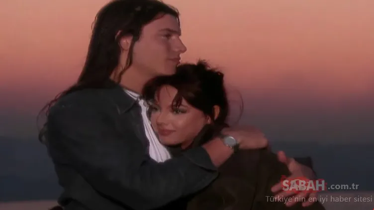 Ebru Gündeş’in biricik aşkı Türkiye’nin en iyi mankenlerindendi! Bir anda sırra kadem basmıştı! 52 yaşındaki Berke Hürcan’ın son haline bakın!