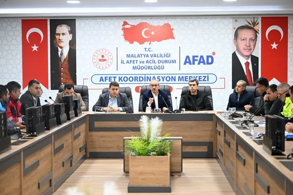 malatyada-787-kisi-kurtarildi-1-kisi-hayatini-kaybetti-1732517765071.jpg