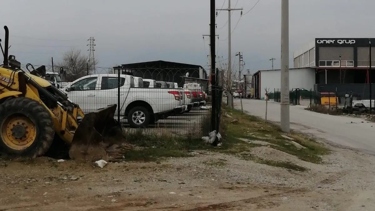 CHP’li belediyeden ihale alan firmadan yeşil alana kaçak yapı! CHP’li belediyeden ihale alan firmadan yeşil alana kaçak yapı!