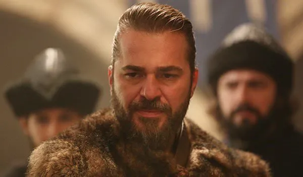 Diriliş Ertuğrul'un oyuncusundan referandum mesajı!