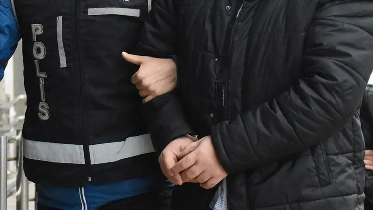 Aztek’e manipülasyon operasyonu: 11 gözaltı haber görseli