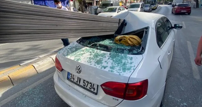 son dakika haberi cekmekoy de dehset demir cubuklar otomobile saplandi son dakika yasam haberleri