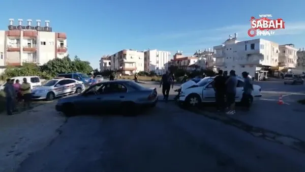 Manavgat'ta otomobiller kafa kafaya çarpıştı: 8 yaralı | Video