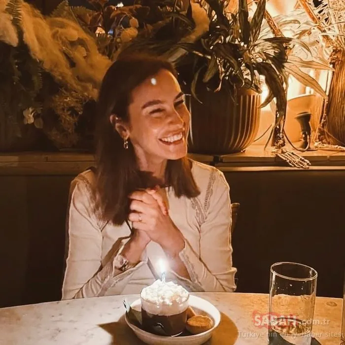 Aşk güzelliğine güzellik kattı Arzum Onan sevgilisi Orkan Özkan’a Hawaii’de böyle poz verdi!