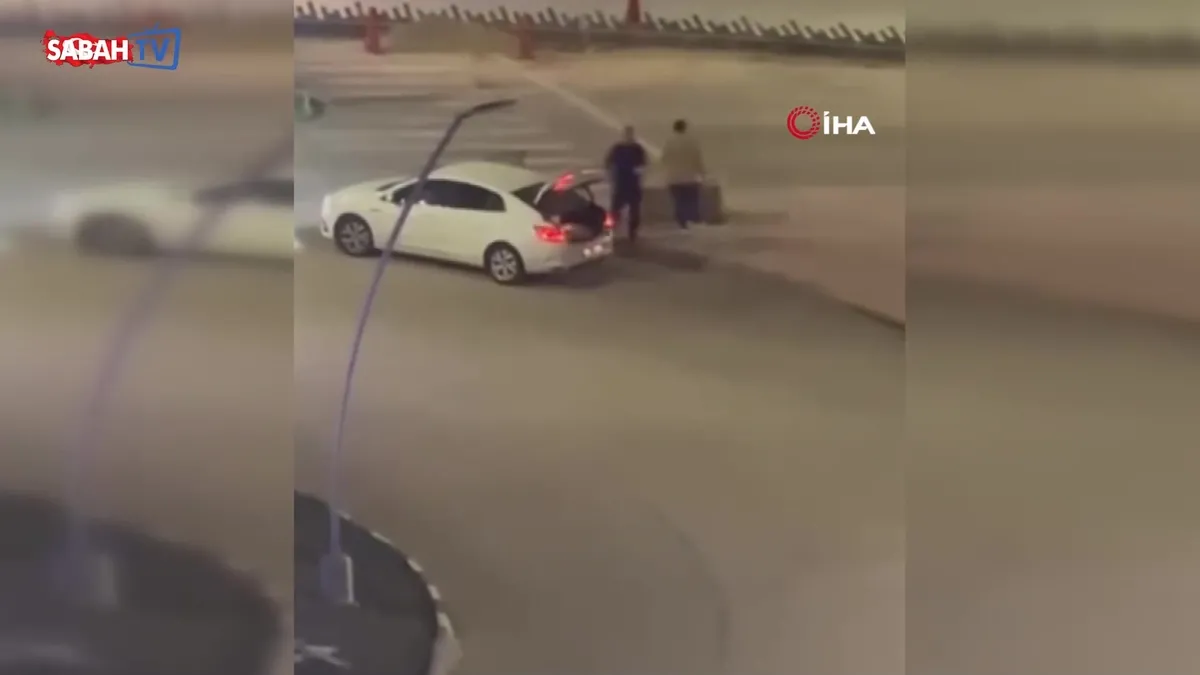 Kaldırım taşı hırsızlığı kamerada videosunu izle | Son Dakika Haberleri