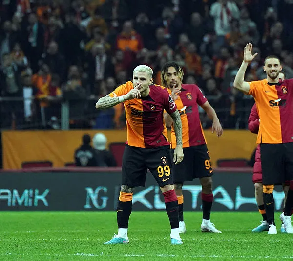 galatasarayda-derbi-sonrasi-verilen-prim-ortaya-cikti-1674545597334.jpg