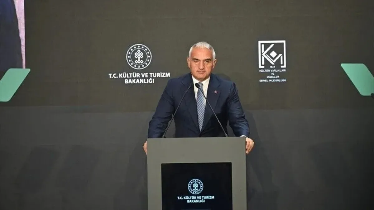 Bakan Ersoy açıkladı: 2 gün boyunca tüm sinema biletleri 90 TL olacak! İşte o tarihler haber görseli