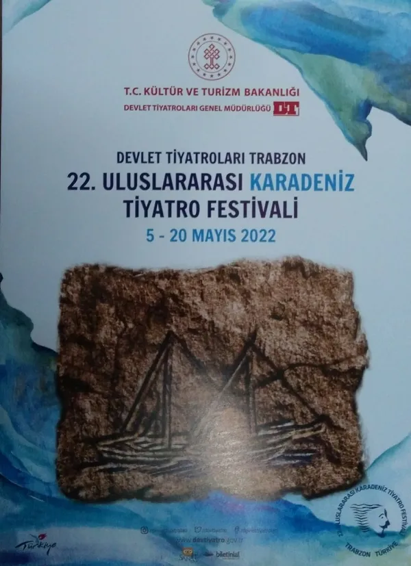 trabzonda-22-uluslararasi-karadeniz-tiyatro-festivali-basladi-1651824699477.jpg