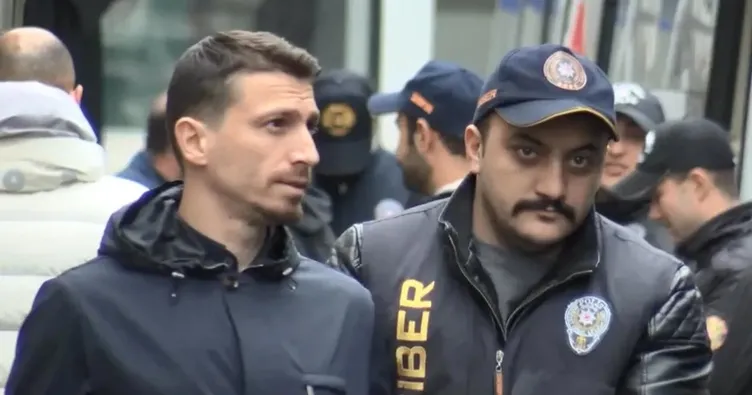 Telefonlarından sanal kumar da çıktı