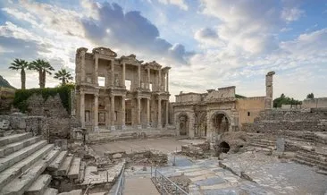 Efes Antik Kenti Nerede? İzmir Efes Antik Kenti’ne Nasıl Gidilir, Nereye Bağlı?