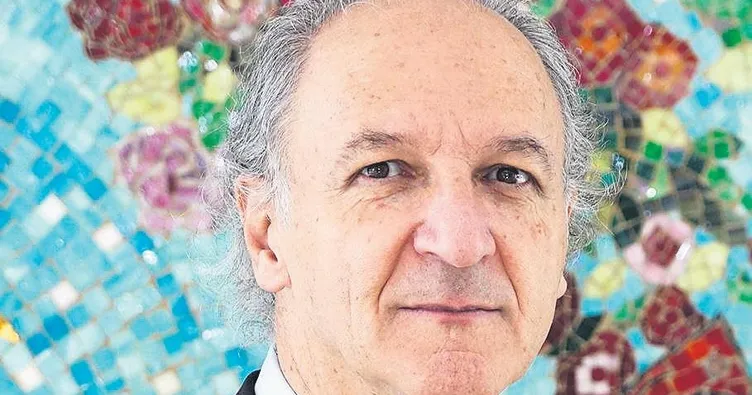 Akademi maskesiyle milyonluk vurgun