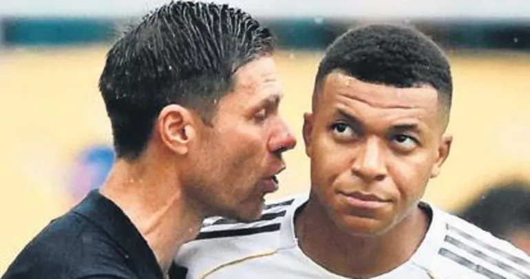 Hem gönderdi hem mesaj attı!