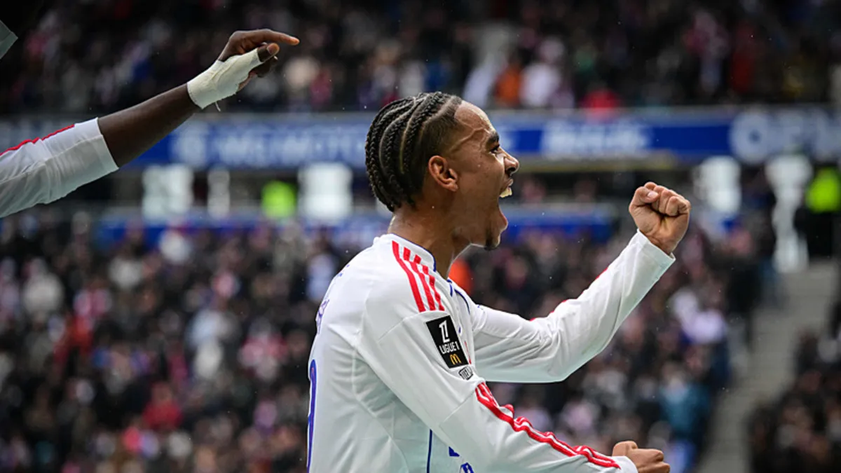 Olimpik Lyon, Lille’i tek golle geçti!