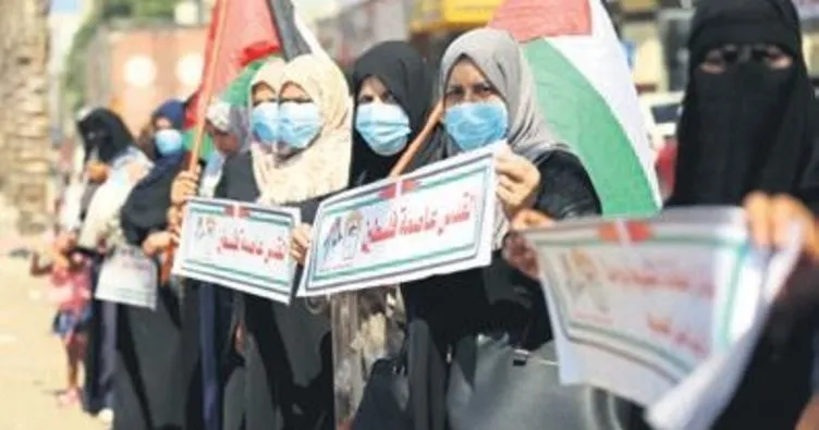 BAE ve Bahreyn protesto edildi
