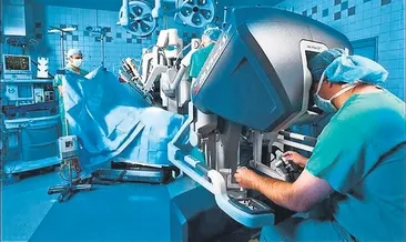 Kanseri robotik cerrahiyle yok ediyor