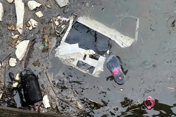 New York’un göbeğinde korkunç kaza: Helikopter nehre çakıldı! Siemens CEO’su hayatını kaybetti