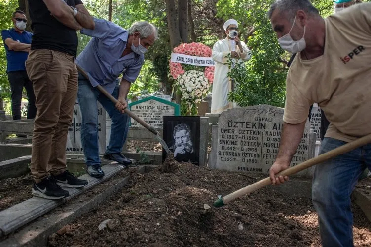 Gramofon Baba Mehmet Öztekin son yolculuğuna uğurlandı