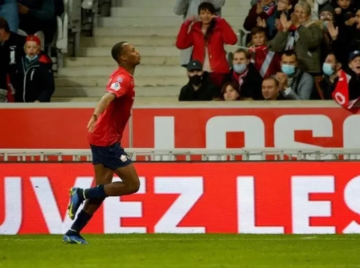 besiktas-yeni-transferini-acikladi-bu-aksam-istanbula-geliyor-1756211938547.jpeg