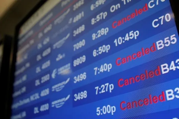 New York'ta JFK Havaalanı'nı su bastı!