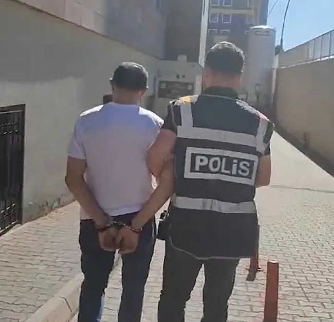 kasten-oldurme-sucundan-aranan-sahis-yakalandi-1723626100473.jpg