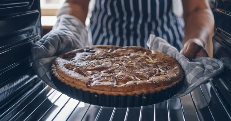 Çikolatalı elmalı tart