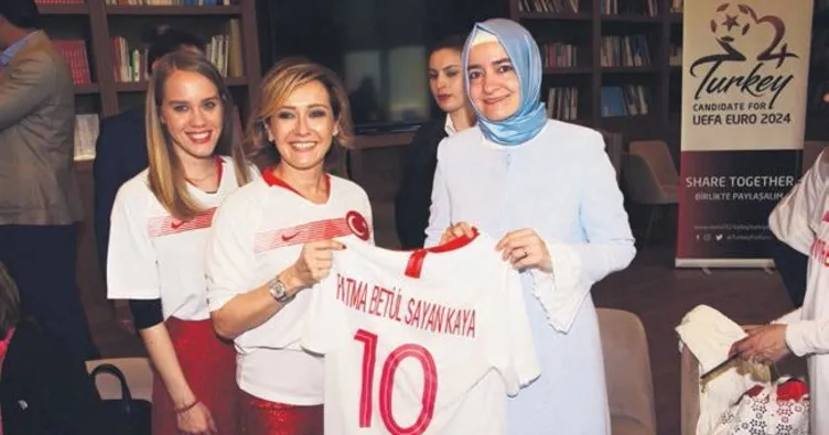 Kadınlar Euro 2024 için sahaya indi!