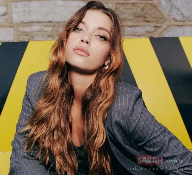 Afra Saraçoğlu yeni imajıyla paylaşım yaptı! İşte Afra Saraçoğlu’nun yepyeni paylaşımı!