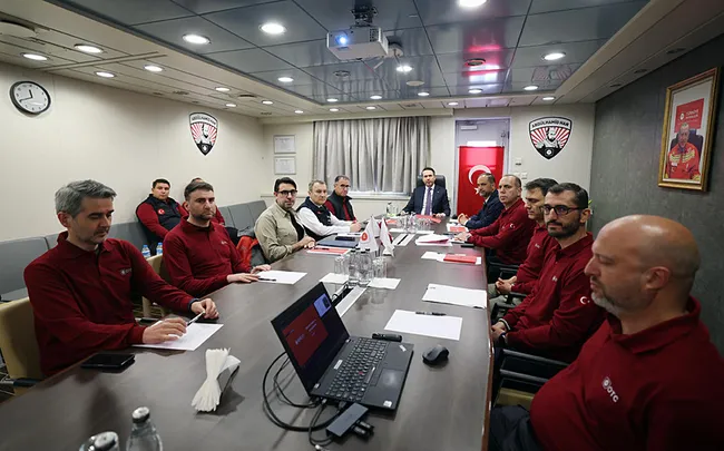 karadenizde-yeni-mujdeler-yakin-bakan-bayraktar-duyurdu-sondaj-calismalarinda-sona-gelindi-1747422891690.jpeg Karadeniz'de yeni müjdeler yakın! Bakan Bayraktar duyurdu: Sondaj çalışmalarında sona gelindi