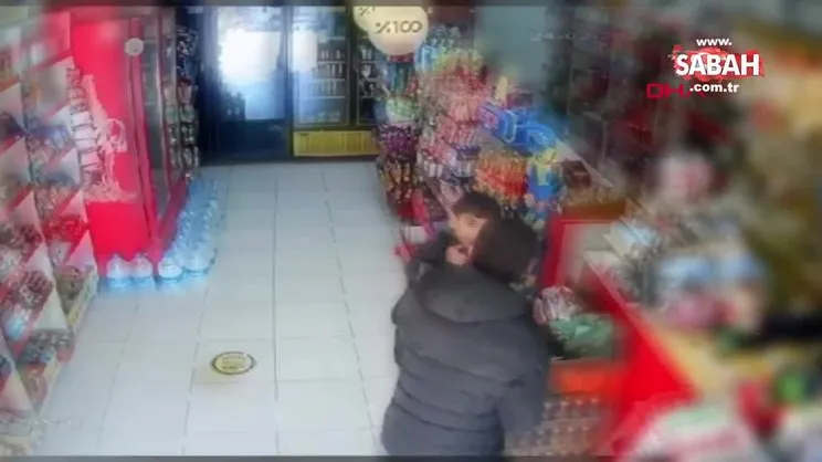 Esenyurt'ta bakkala giden 12 yaşındaki çocuğa yumruklu saldırı | Video