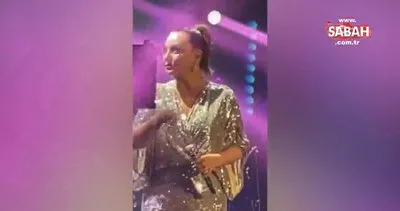 Annesini yeni kaybeden Ebru Gündeş sahnede şarkı söylerken gözyaşlarına boğuldu! İşte o anlar | Video