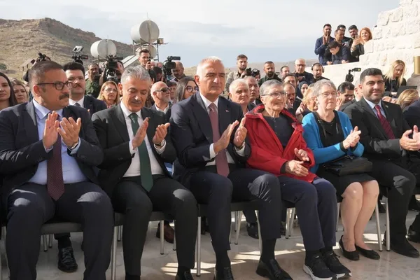 nobelli-turk-bilim-insanin-yasadigi-konak-aziz-sancar-evine-donusturuldu-1792597957692.jpg