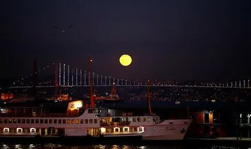 İstanbul’da dolunay manzarası göz kamaştırdı