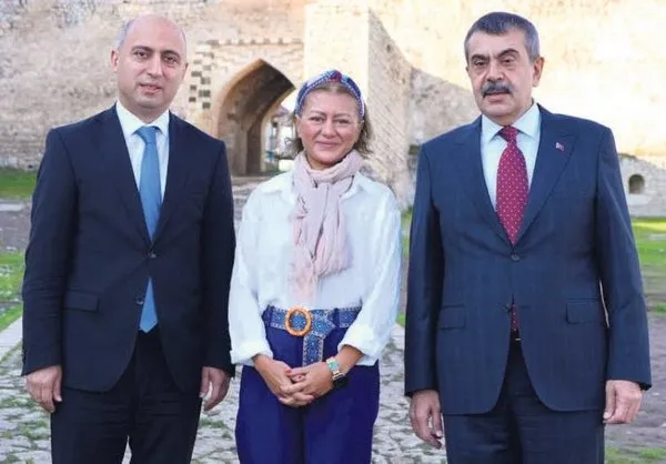 yeniden-dirilen-karabaga-turkiyeden-egitim-destegi-1758829332770.jpeg