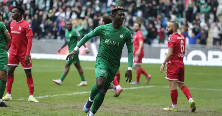 Bursasporlu Joao Pedro takıma veda etti