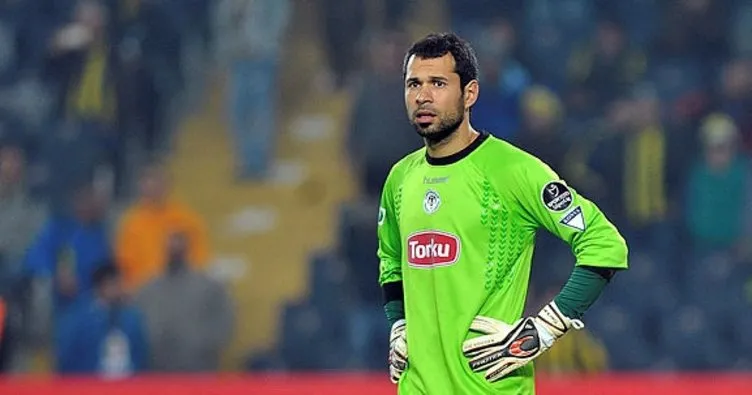 Serkan Kırıntılı, Atiker Konyaspor ile 2 yıl uzattı