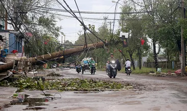 Kajiki Tayfunu Vietnam’ı vurdu: 1,6 milyon kişi elektriksiz kaldı