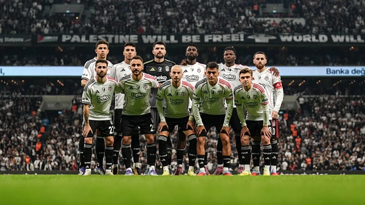 SON DAKİKA: Antalyaspor – Beşiktaş | İlk 11’ler belli oldu… SON DAKİKA: Antalyaspor – Beşiktaş | İlk 11’ler belli oldu…