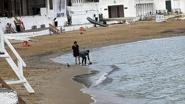 sariyerde-denize-girip-kaybolan-iki-arkadasin-cansiz-bedeni-bulundu-1751362902822.jpg