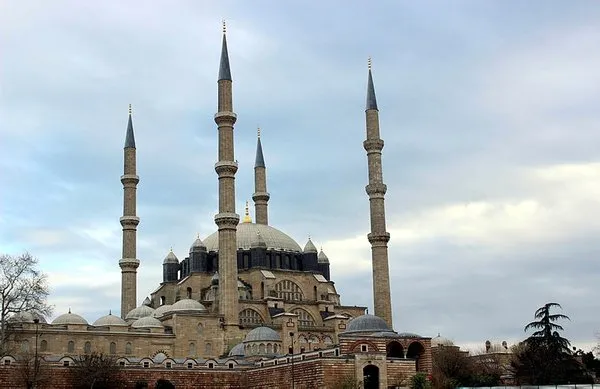 Selimiye'yi ziyaret edenlerin sayısı 2 milyonu geçti