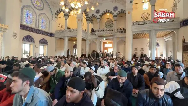 Japonya’daki Müslümanlar Ramazan Bayramı namazı için Tokyo Camii'ne akın etti | Video