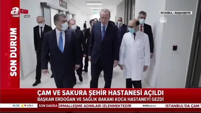 Cumhurbaşkanı Erdoğan, açılışı yapılan Başakşehir Çam ve Sakura Şehir Hastanesini gezdi