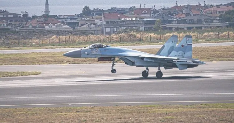 Su-35 İstanbul semalarında