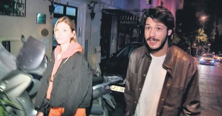 Görüntüleri ‘Yeni aşk’ diye verin!