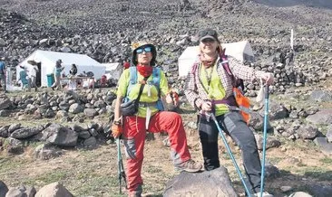 Kadına şiddete dikkat çekmek için Ağrı Dağı’na tırmandılar #agri