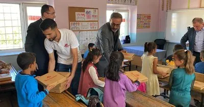 Midyat’ın köylerinde çocukların yüzünü güldüren ‘Bir Paket Mutluluk’ Projesi #mardin