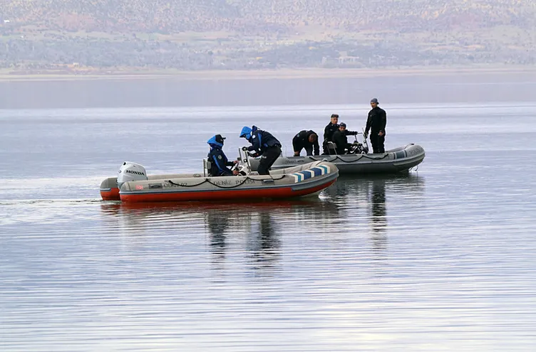 Herkes onu arıyor: 3 ilden dalgıç ekipler geldi! Ailesi montunu bulmuştu…