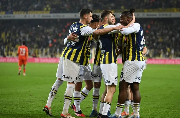Son dakika Fenerbahçe haberleri: Emre Mor herkesi ters köşeye yatırdı! Yeni adresi Süper Lig ekibi oldu: Başkanlar görüşmeyi yaptı…