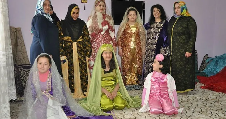 Bitlisli kadınlar, yöreye özgü nişan elbisesi üretiyor